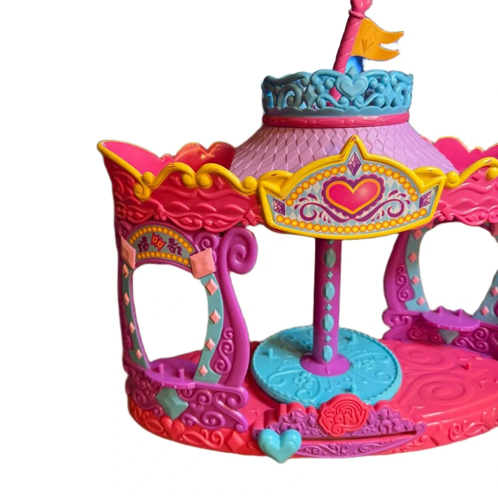 Hasbro My Little Pony Rarity Carousel Boutique Playset 2010 Pink Purple Toy